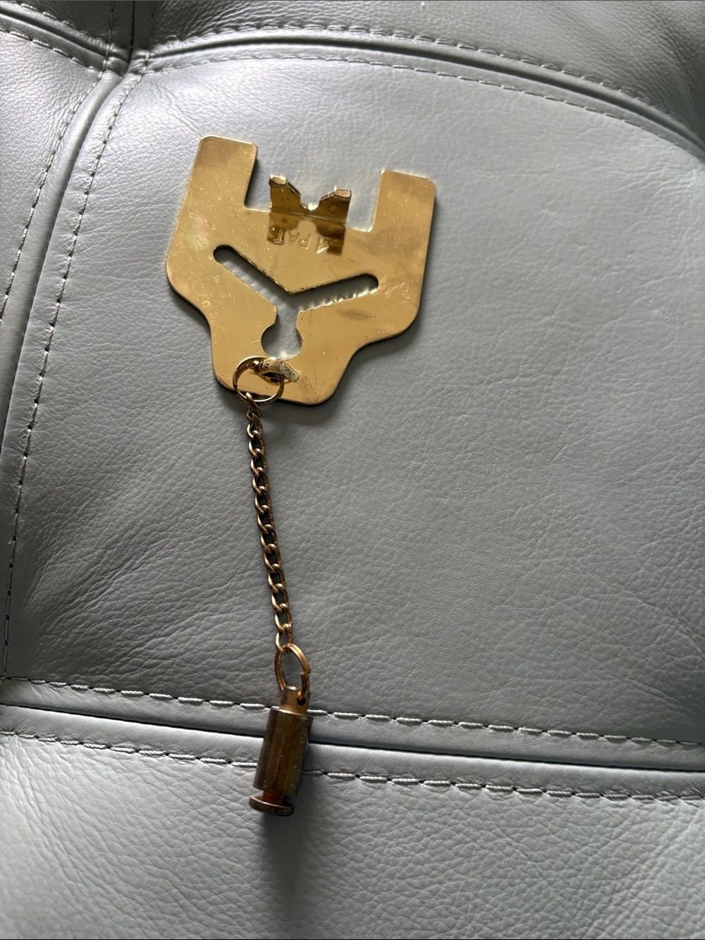 Gold Tone Decorative Key & Card Holder Accent - Women's Accessory